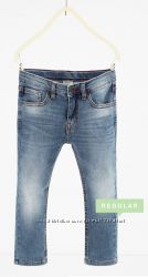 Штаны и джинсы для мальчика от испанского бренда Zara