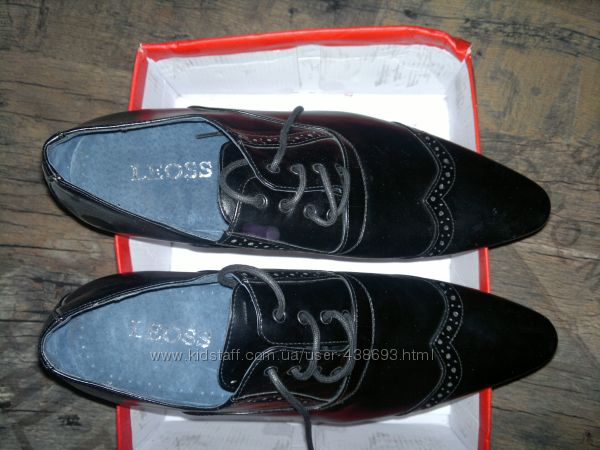 Продам туфли LEOSS 