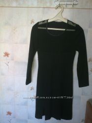 Продаю черное трикотажное платье 46р