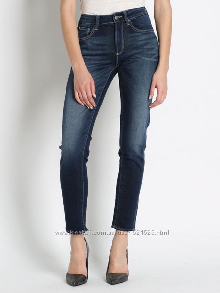  акция  распродажа джинсы с потертостями темно синие бренд Freesoul дешево
