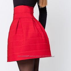  шикарная  новая бандажная красная юбка- резинка расклешенная  в складку