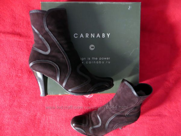 Зимние полусапожки, ботинки Carnaby сделано в Италии. Замша, овчина.