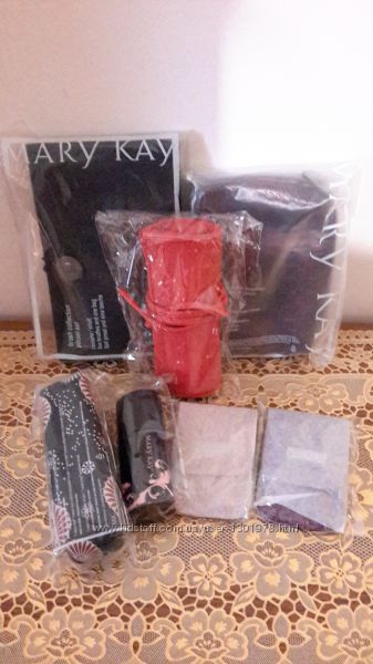 Шикарные наборы кистей для макияжа Мери Кей, Mary Kay, в наличии