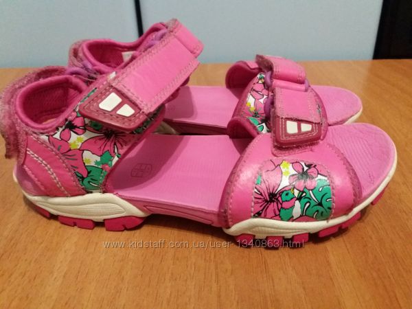 Босоножки для девочек