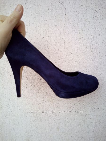 Туфлі 38 , 40 роз. бренд Minelli